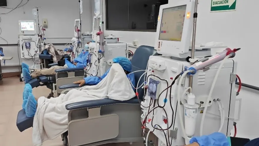 Pacientes de Metro 3 tendrán hemodiálisis en tres turnos desde el 19 de octubre