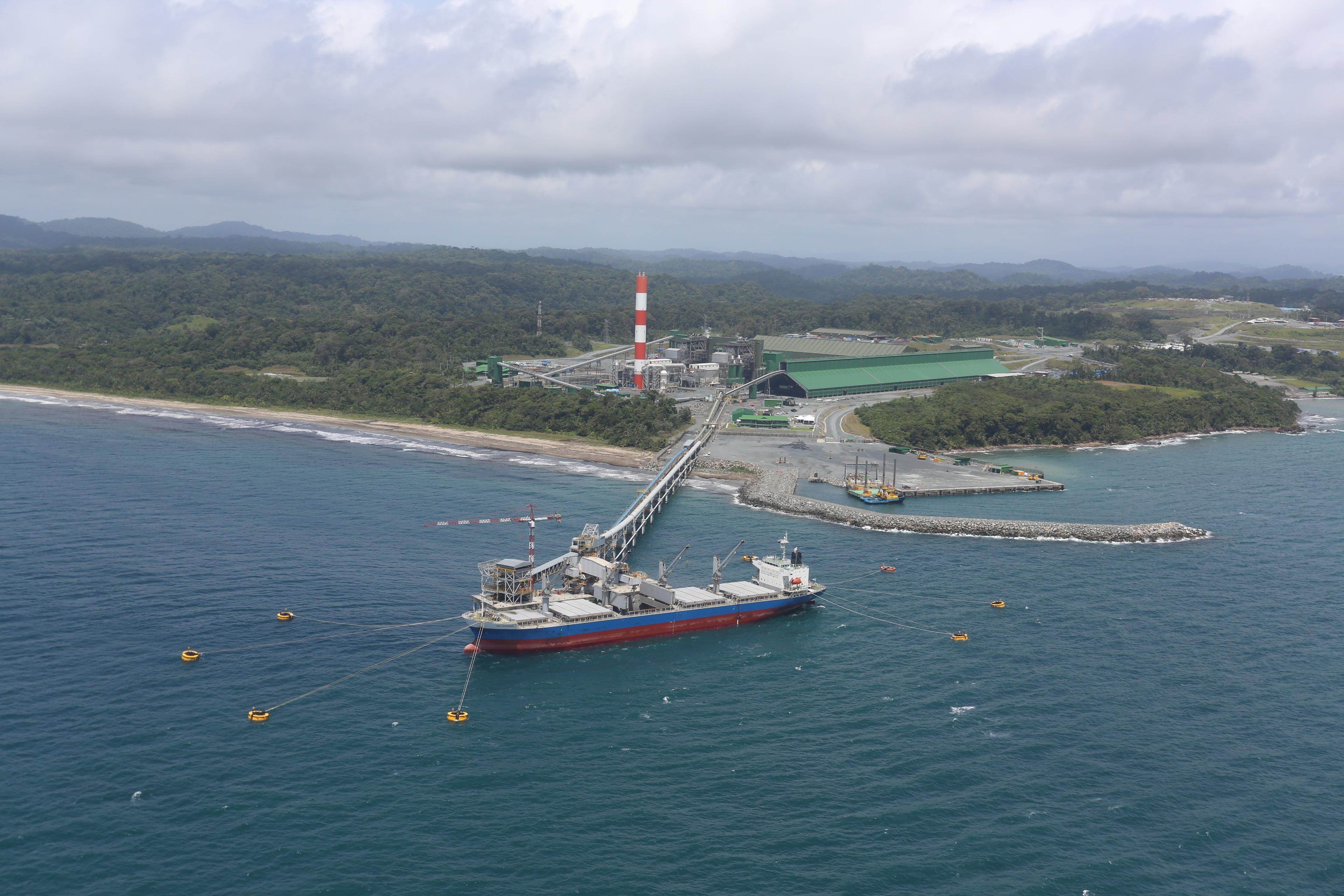 Panamá contrata firma legal por $16.6 millones para arbitrajes mineros