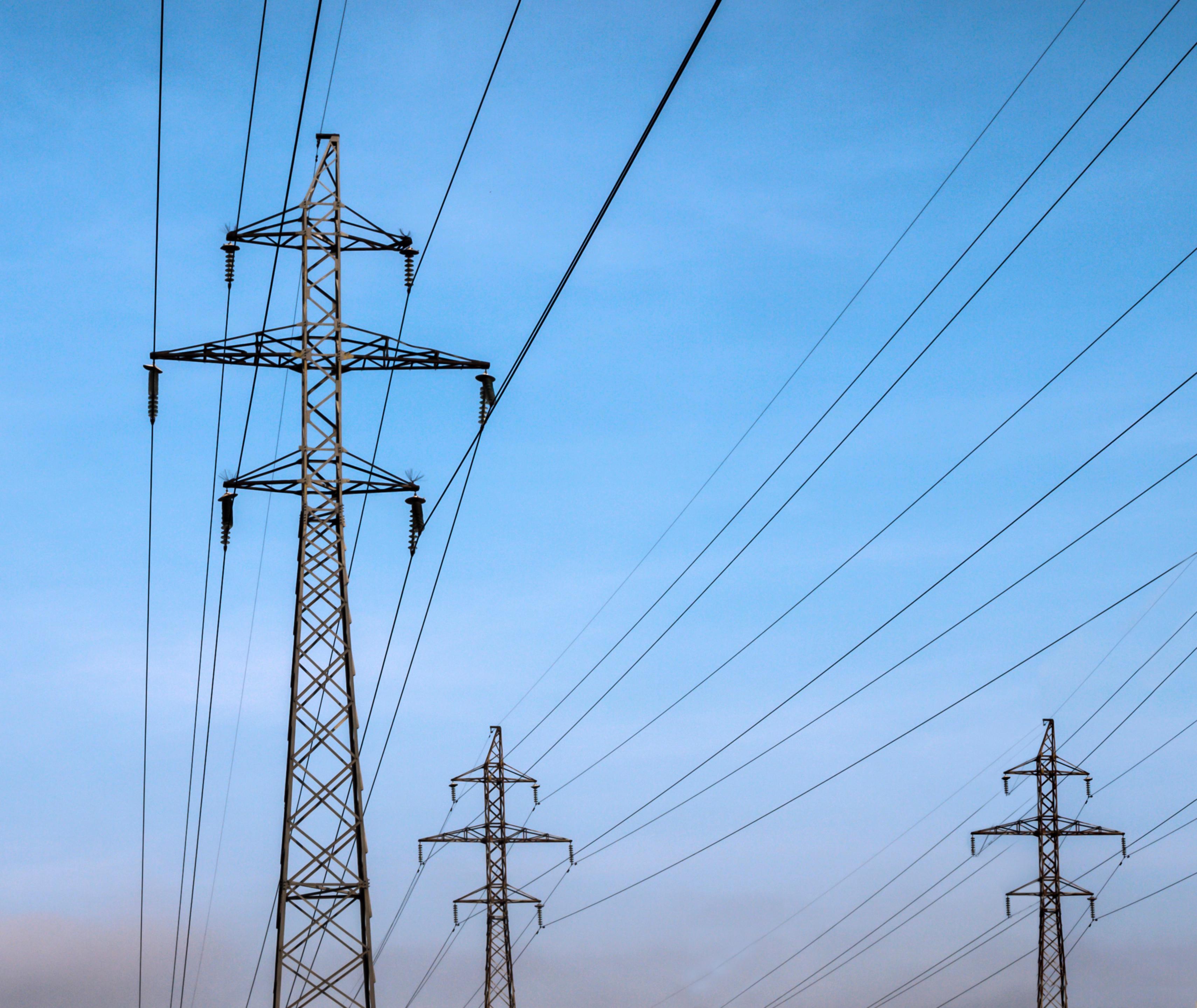 Demanda energética y centros de datos elevan la presión sobre las inversiones eléctricas