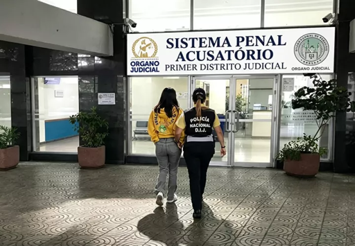 Le niegan la libertad a la joven acusada de matar a tatuador