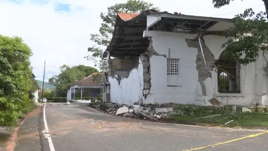 Temblor en Panamá: demuelen histórica iglesia de Soná; residentes ofrecen apoyo para reconstruirla