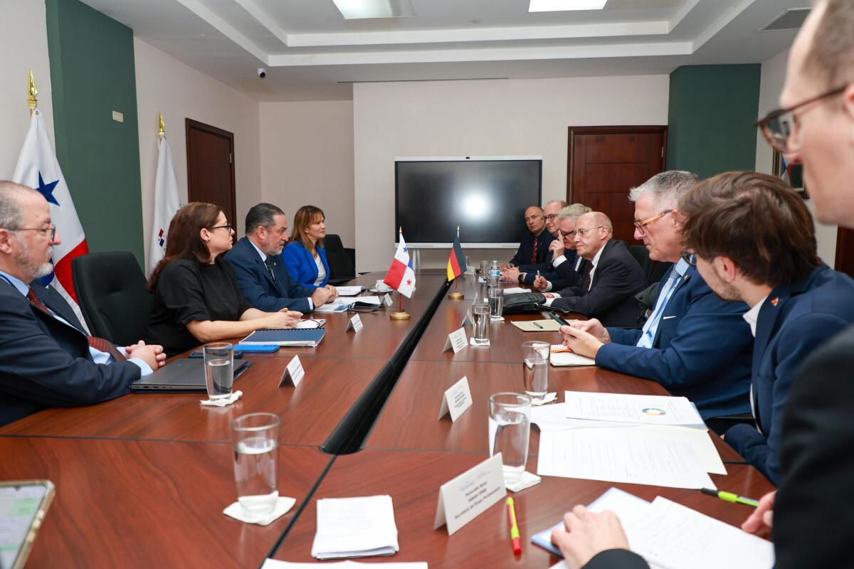 Panamá y Alemania buscan ampliar sus relaciones comerciales y atraer inversiones