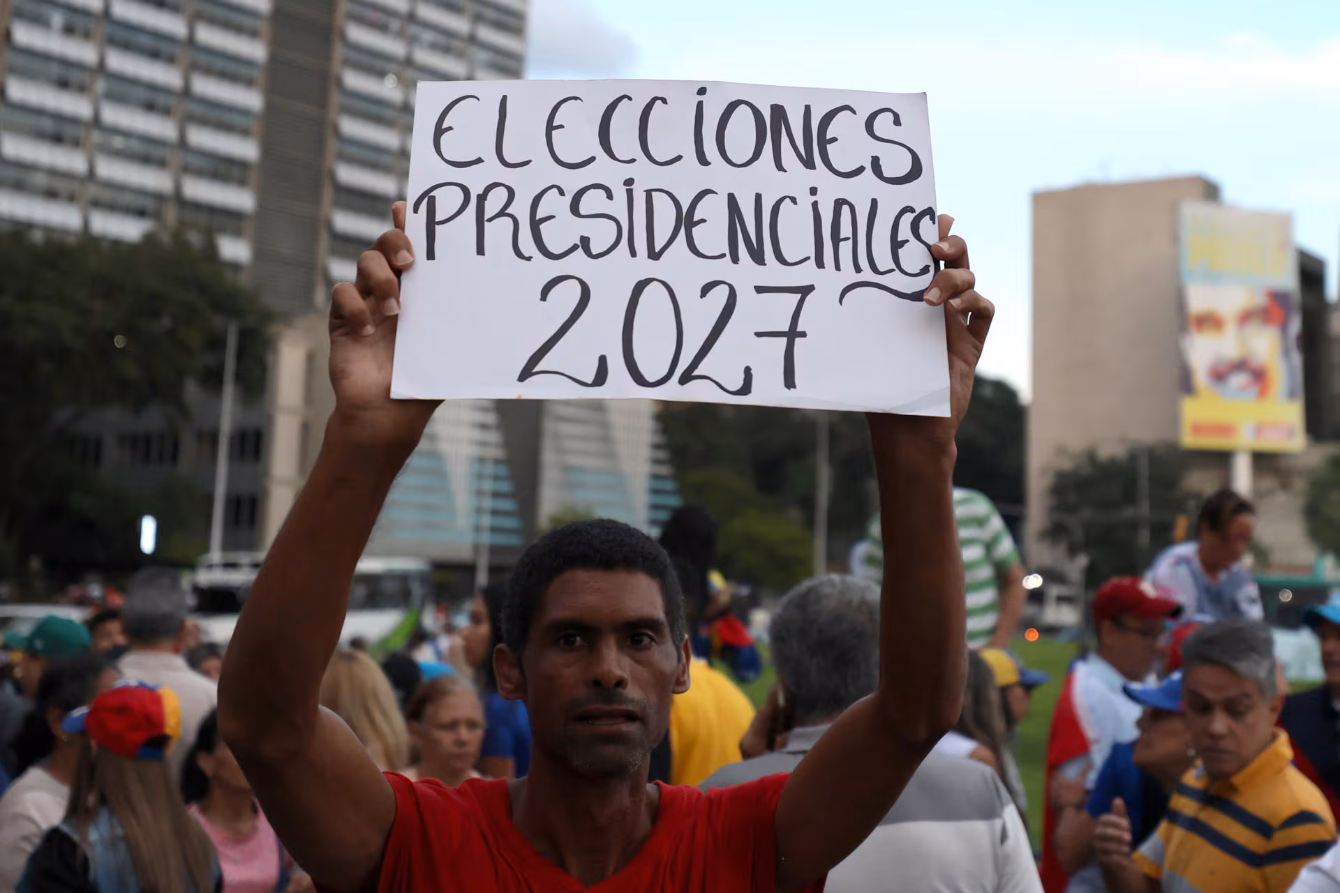 Oposición venezolana exige elecciones presidenciales en 2027 tras fin de diálogo
