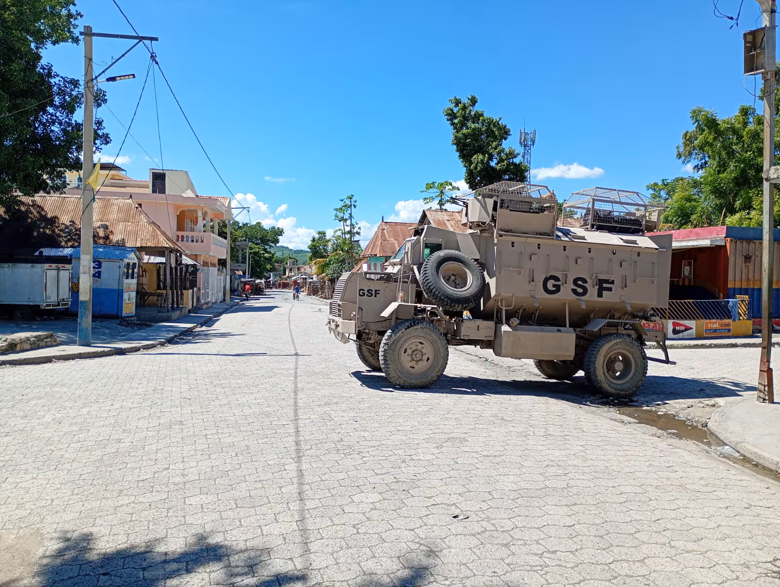 Llega a Haití un contingente salvadoreño para buscar a cuatro militares desaparecidos