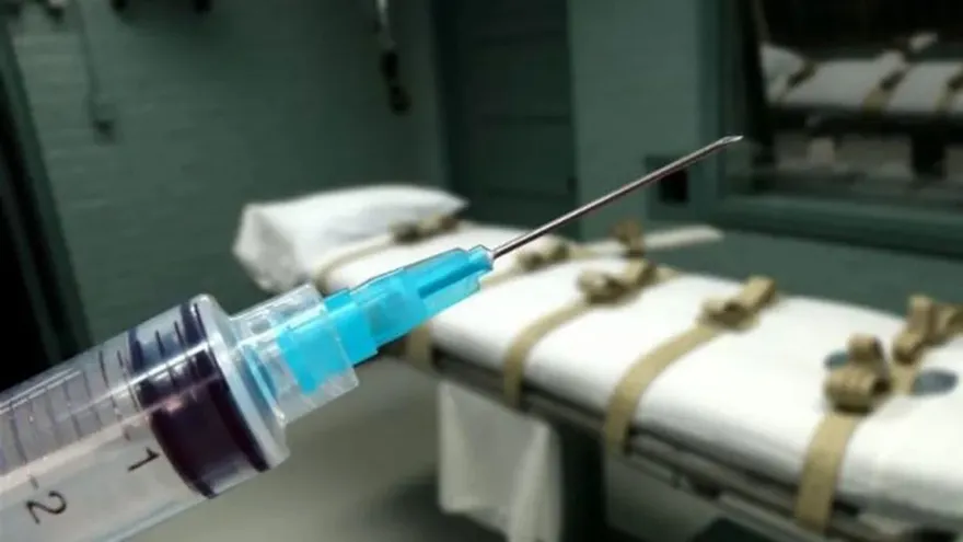 Comienza ensayo de una vacuna del ébola para frenar el brote en el Congo