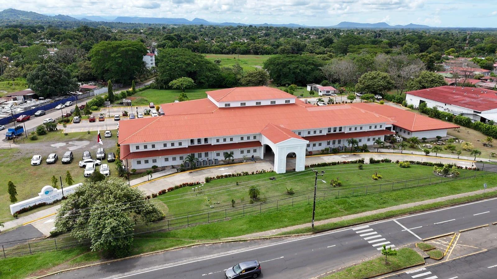 La UDELAS impulsa la investigación científica con nuevo doctorado en Chiriquí