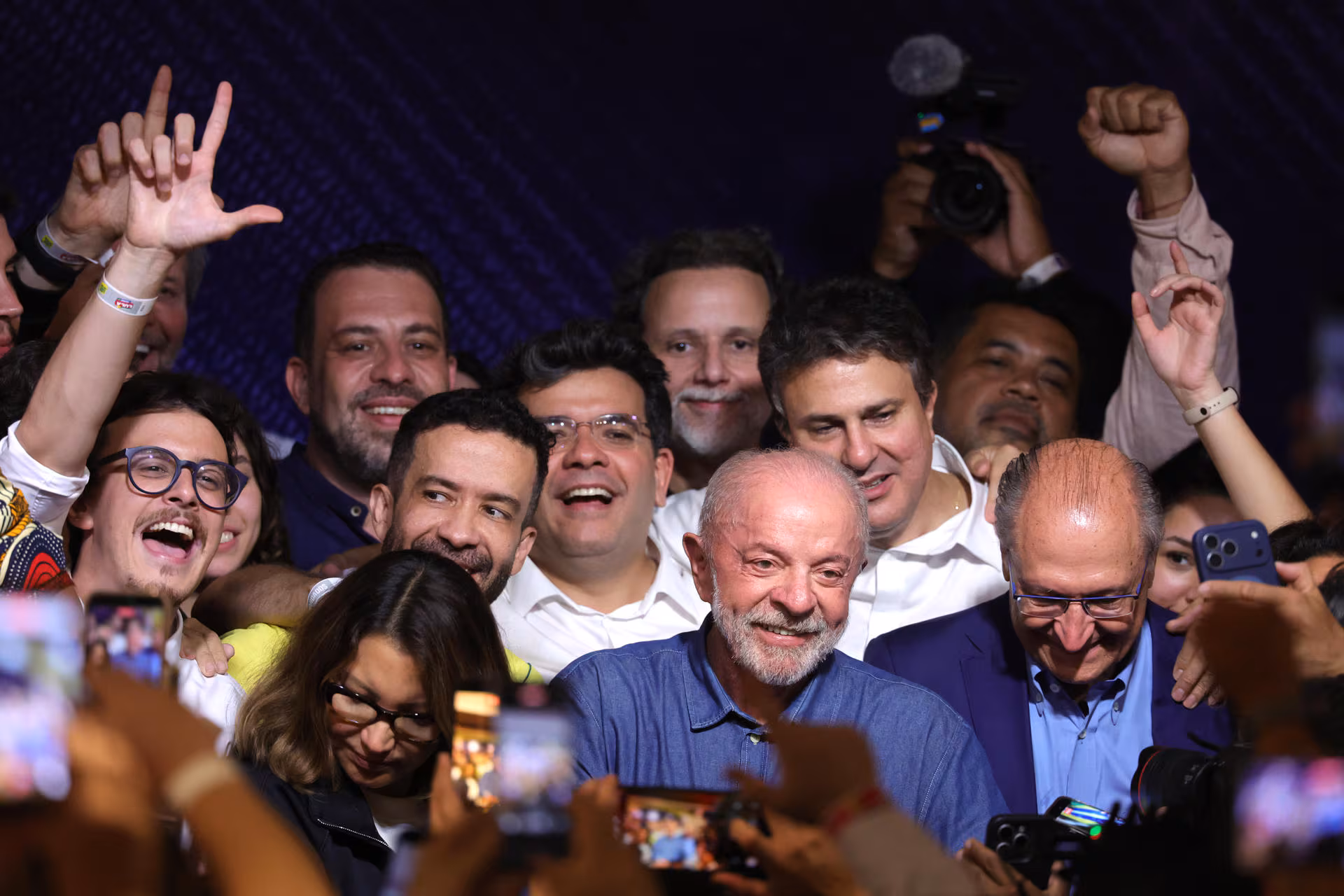 Lula celebra su reelección y asegura que es una derrota de la mentira