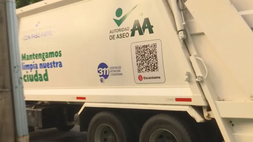 La Autoridad de Aseo pone códigos QR en camiones para reportar fallas