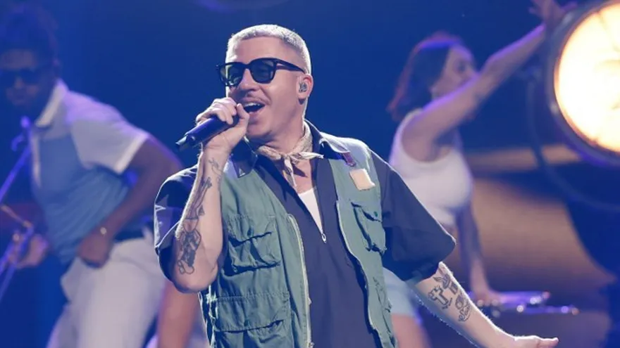 Macklemore inicia su gira Free Palestine Tour en Dublín tras salir del tour de Ed Sheeran