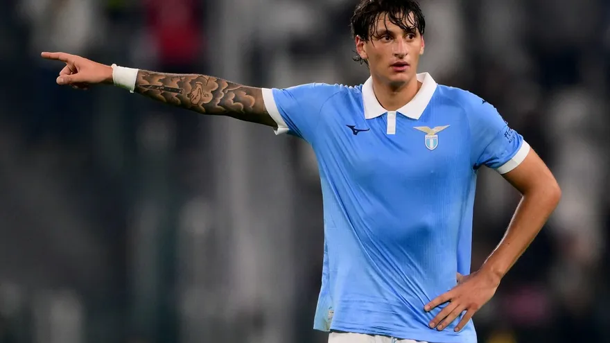La Lazio golea 6-2 al Sassuolo y recupera el liderato en solitario de la Serie A