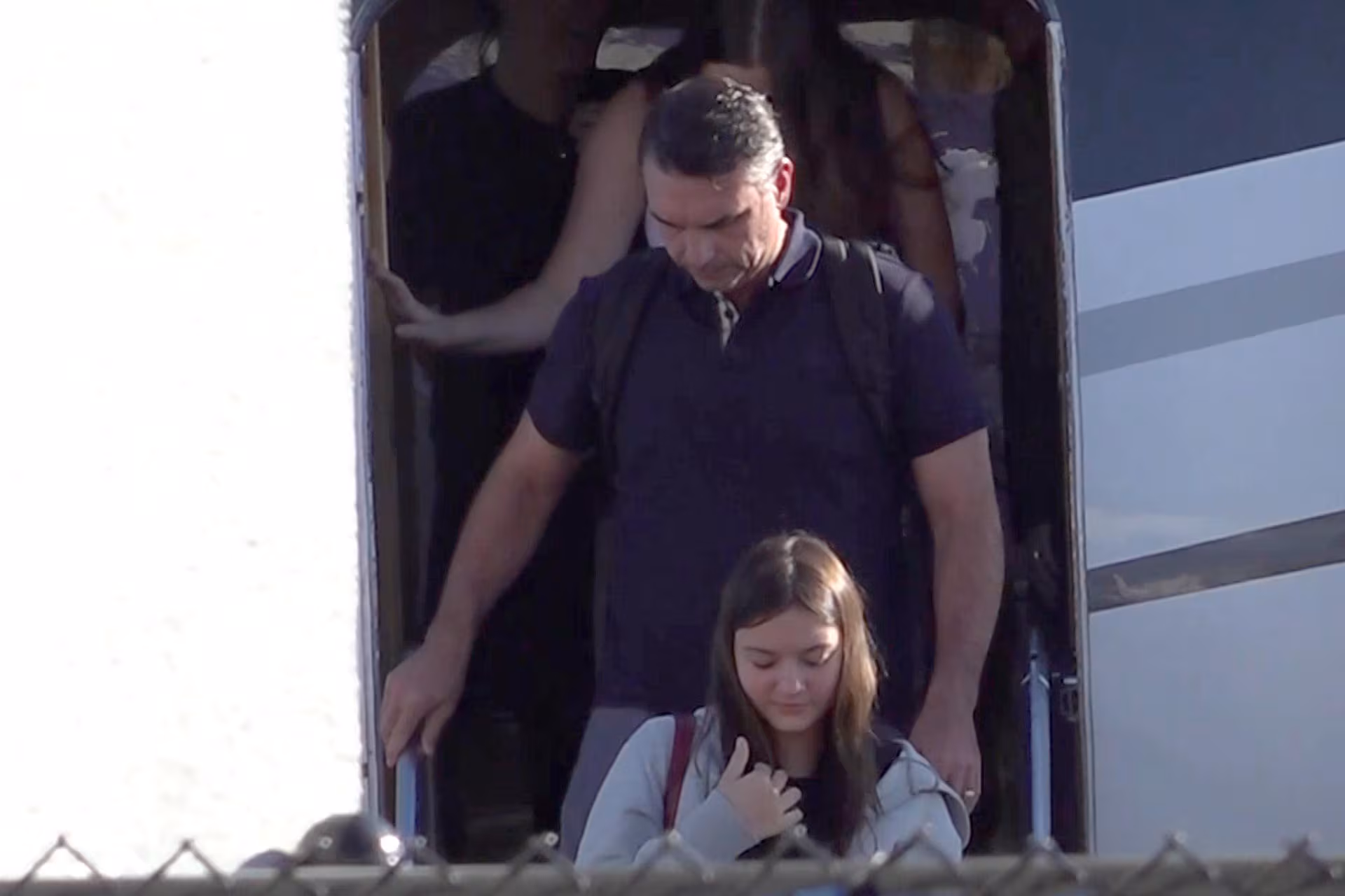 Flávio Bolsonaro sale de Brasil rumbo a Estados Unidos en medio de una investigación