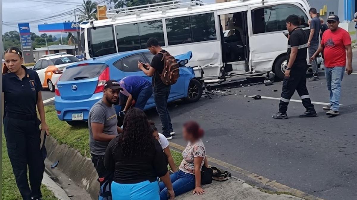 Panamá Norte | Pasajeros de ‘chivas’ pensaron que les había llegado su fin