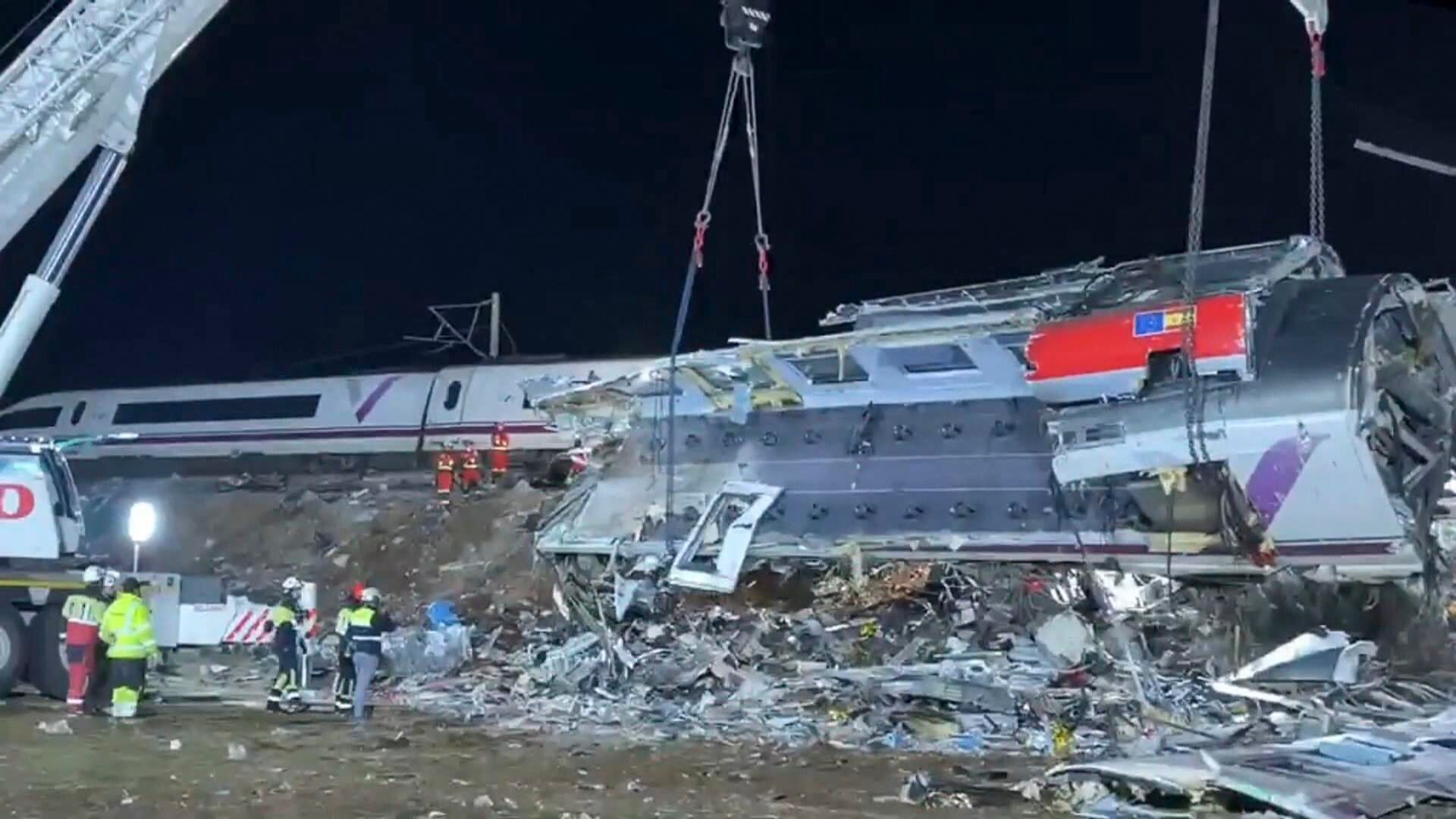Asciende a 74 el número de fallecidos por choque de trenes en Urda, España