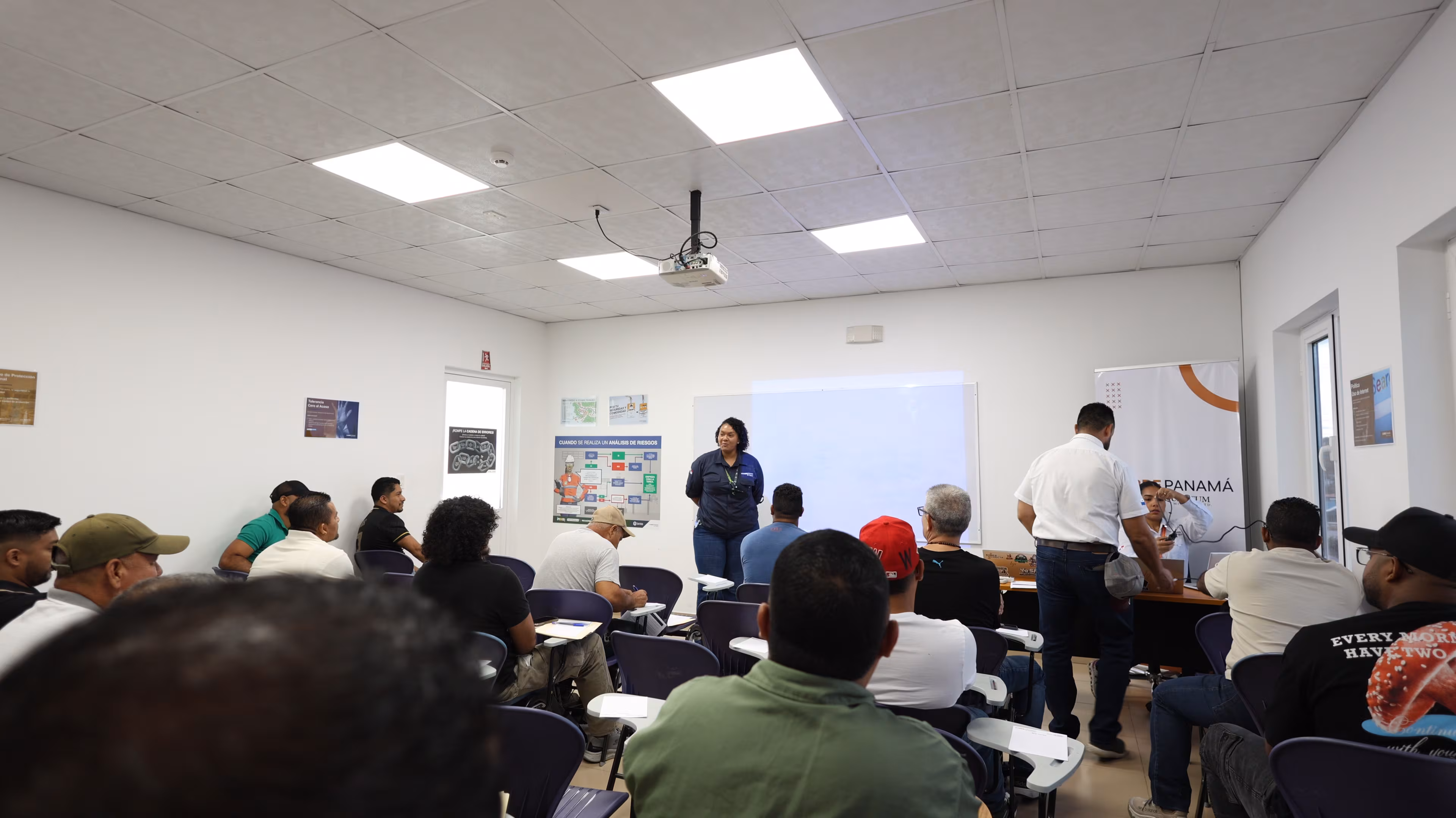Cobre Panamá supera los 2,600 contratados panameños para su plan de preservación