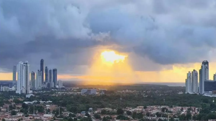 Lluvias aisladas y actividad eléctrica para este viernes en varias regiones de Panamá