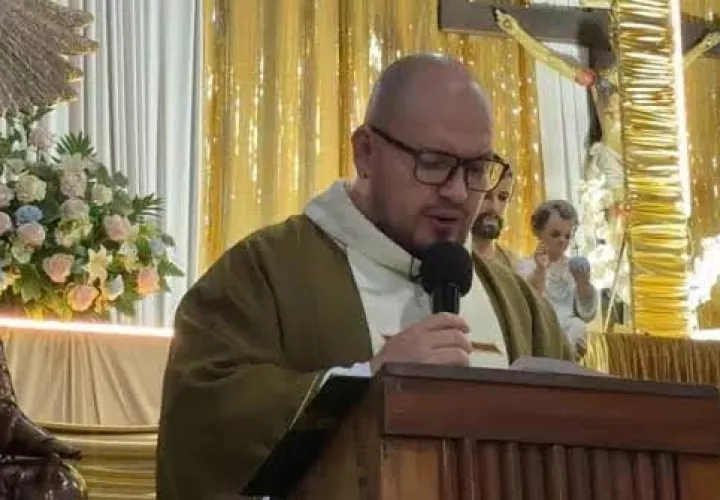 Cura salvadoreño: "pastores llenan más, iglesias católicas están vacías"