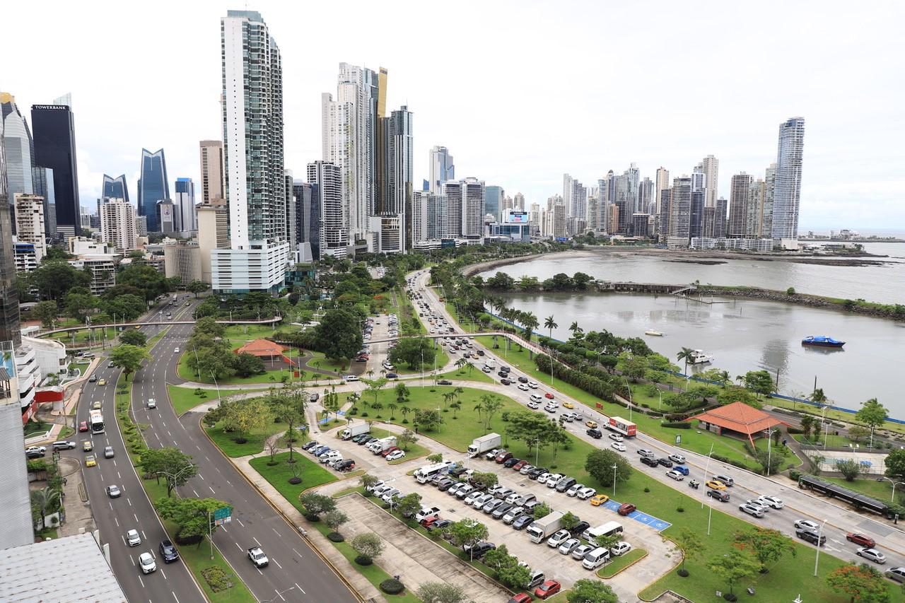 El FMI proyecta que Panamá crecerá 5,0% en 2026 y 4,2% en 2027