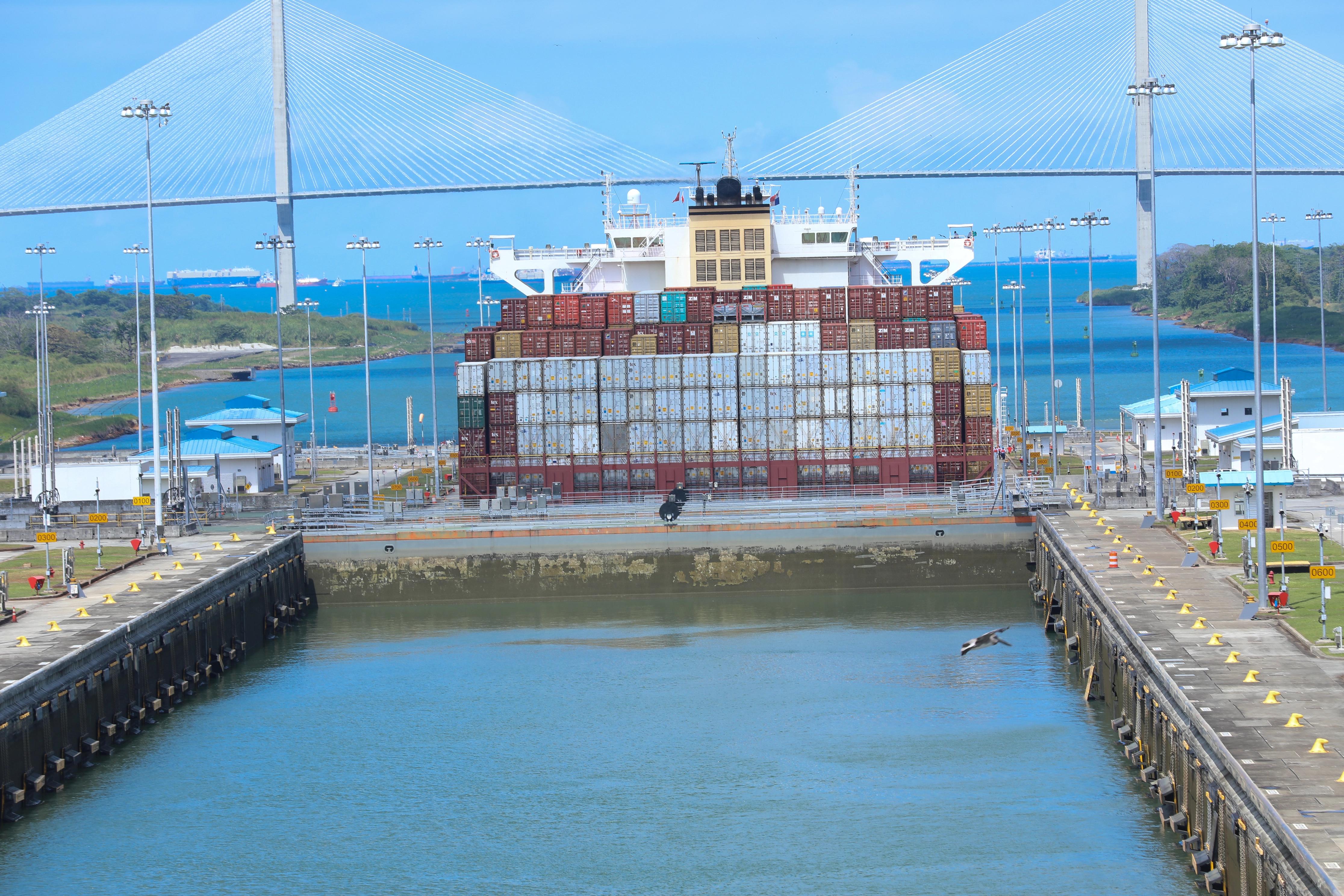 Canal de Panamá modifica asignación de cupos neopanamax y actualiza requisitos del programa NetZero